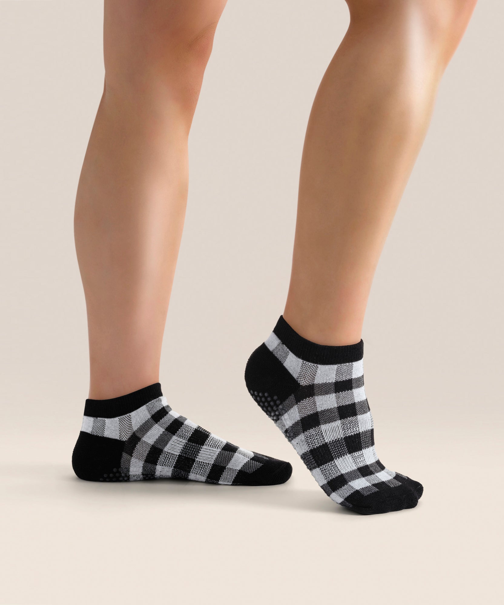 Low Rise Grip Socks - Monochrome Gingham
