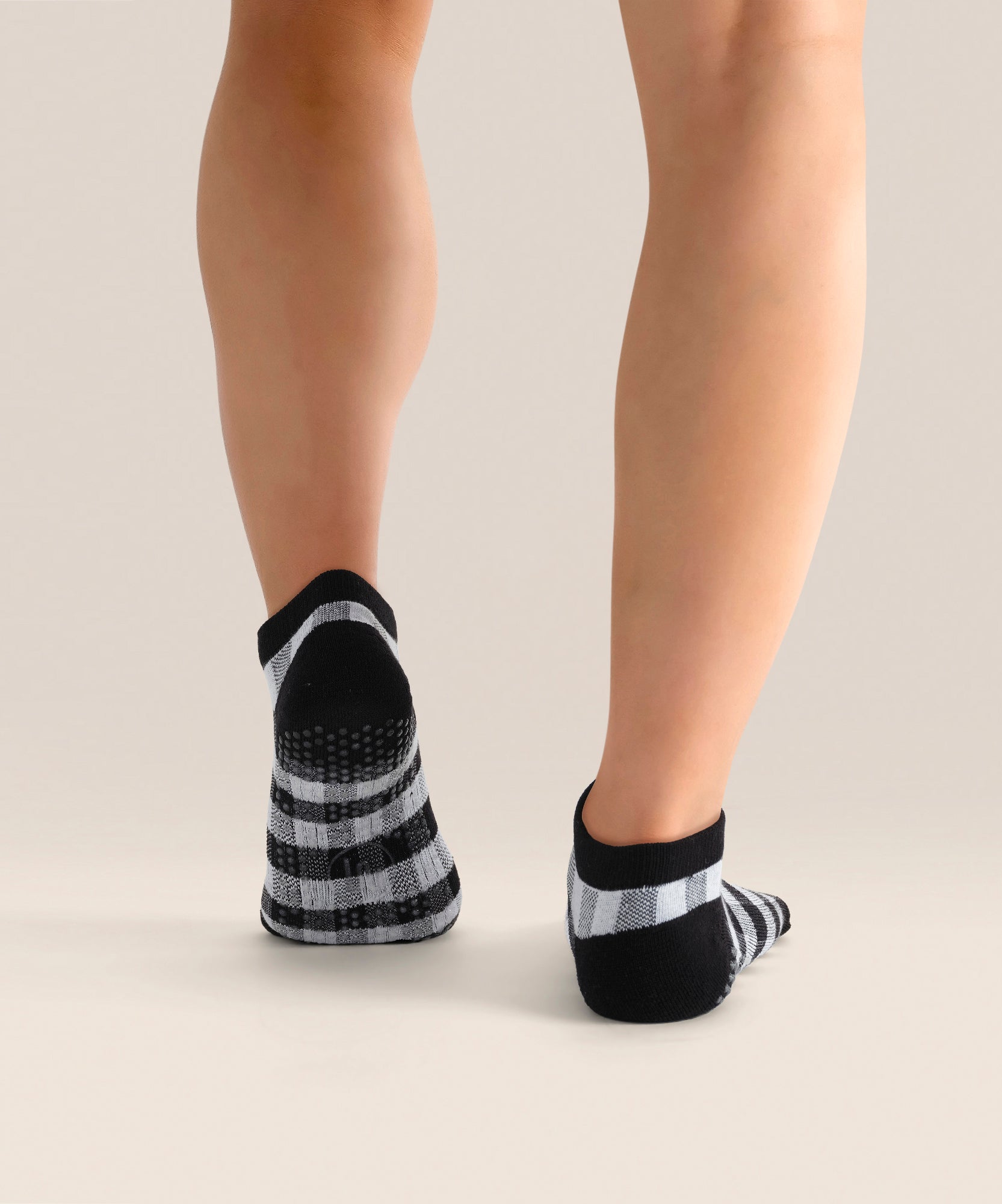 Low Rise Grip Socks - Monochrome Gingham