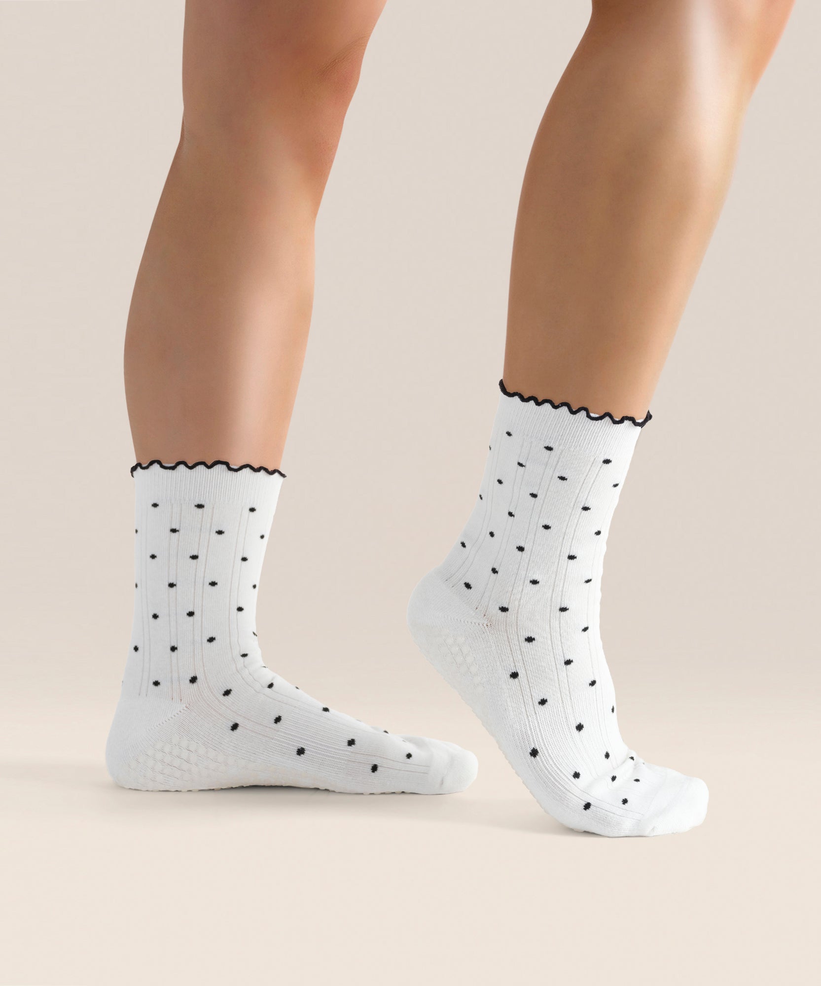 Crew Grip Socks - White Polka Ruffle