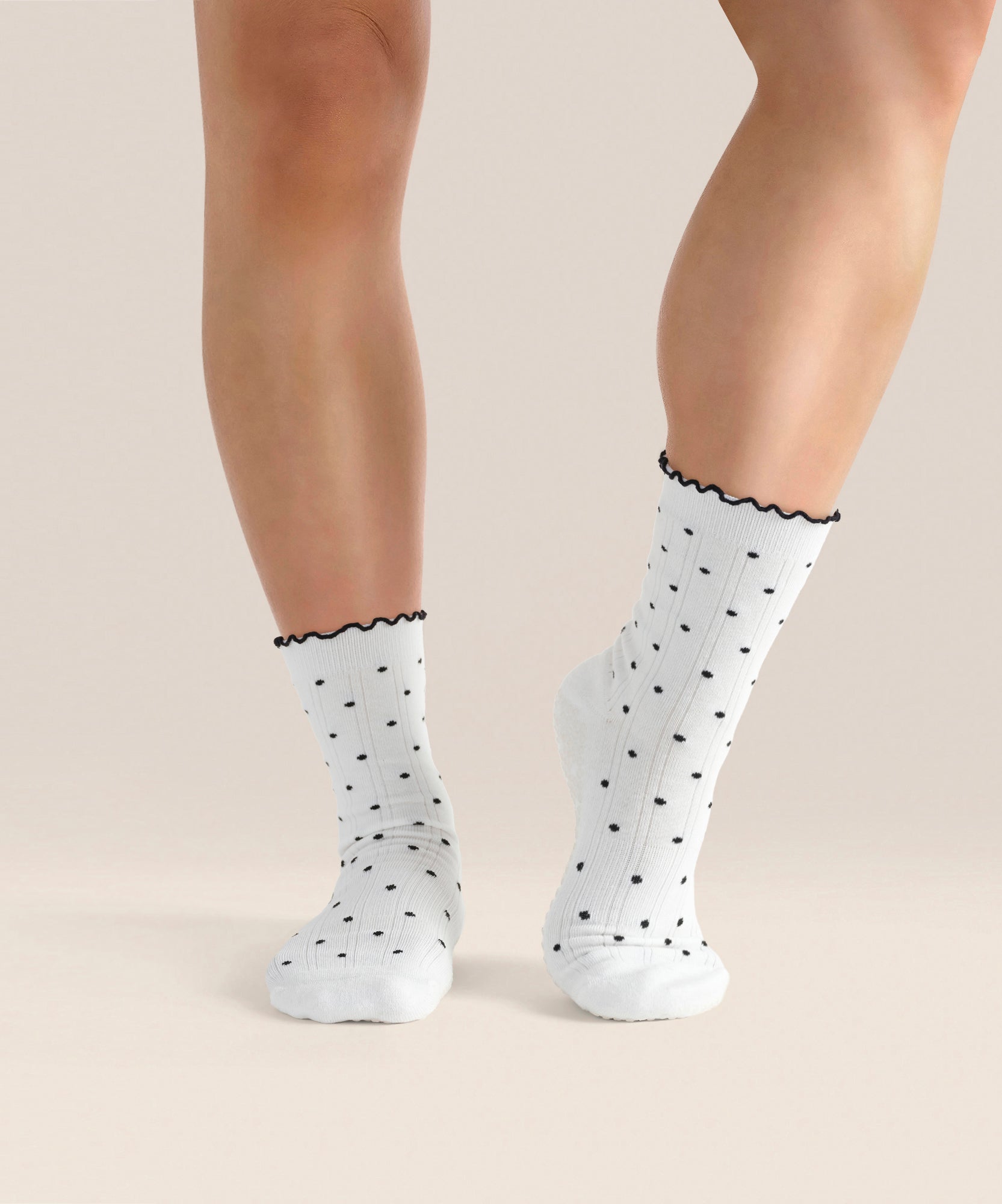 Crew Grip Socks - White Polka Ruffle