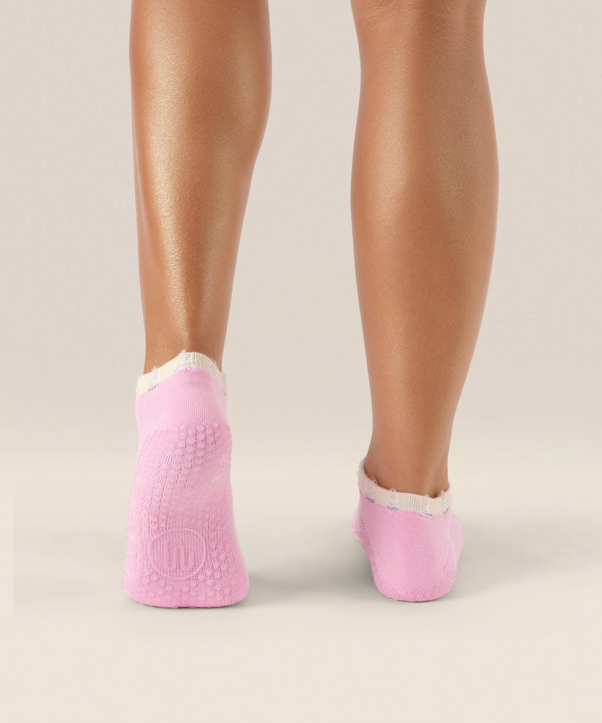Low Rise Grip Socks - Cool Pink