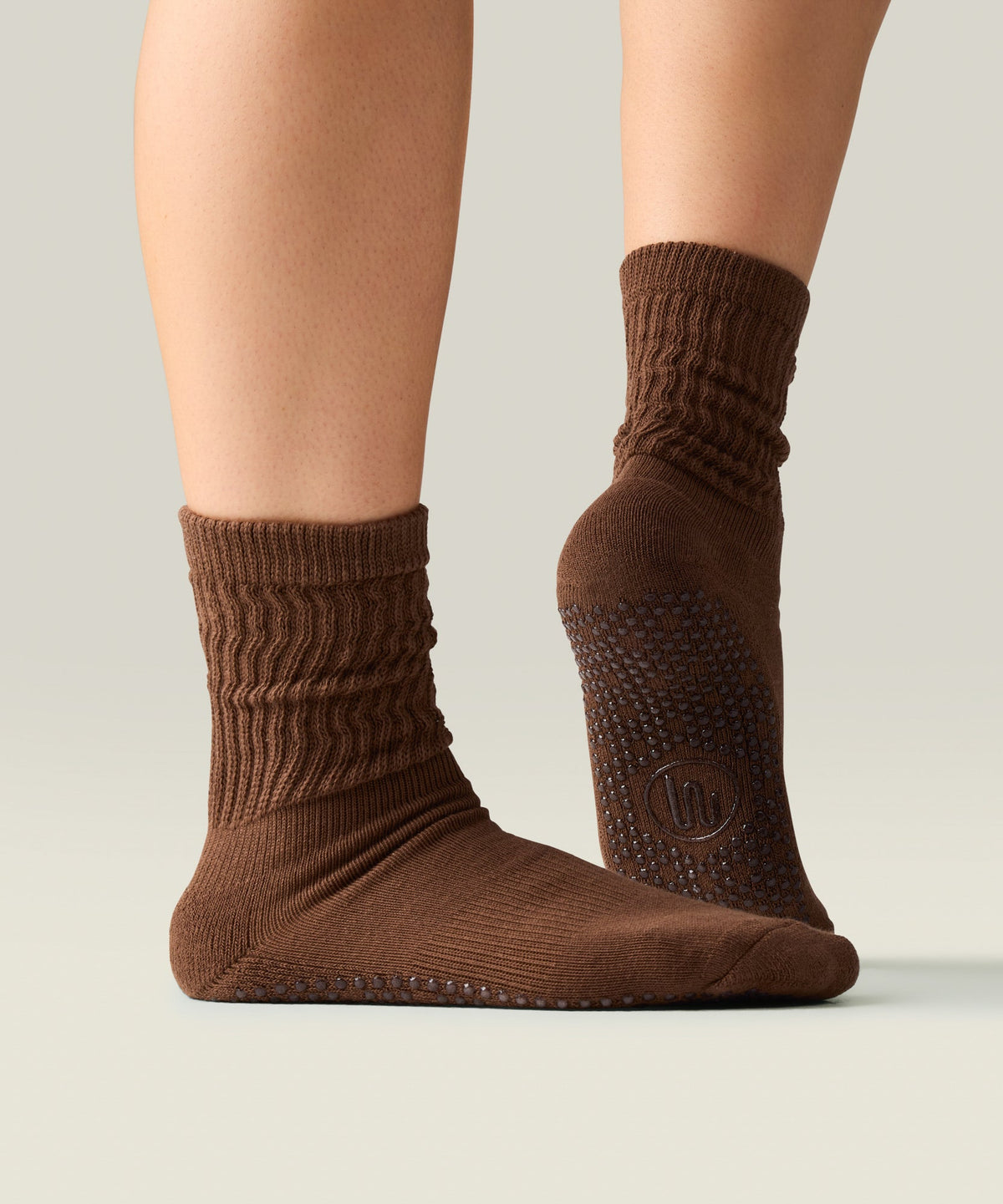 Scrunch Grip Socks - Chocolate