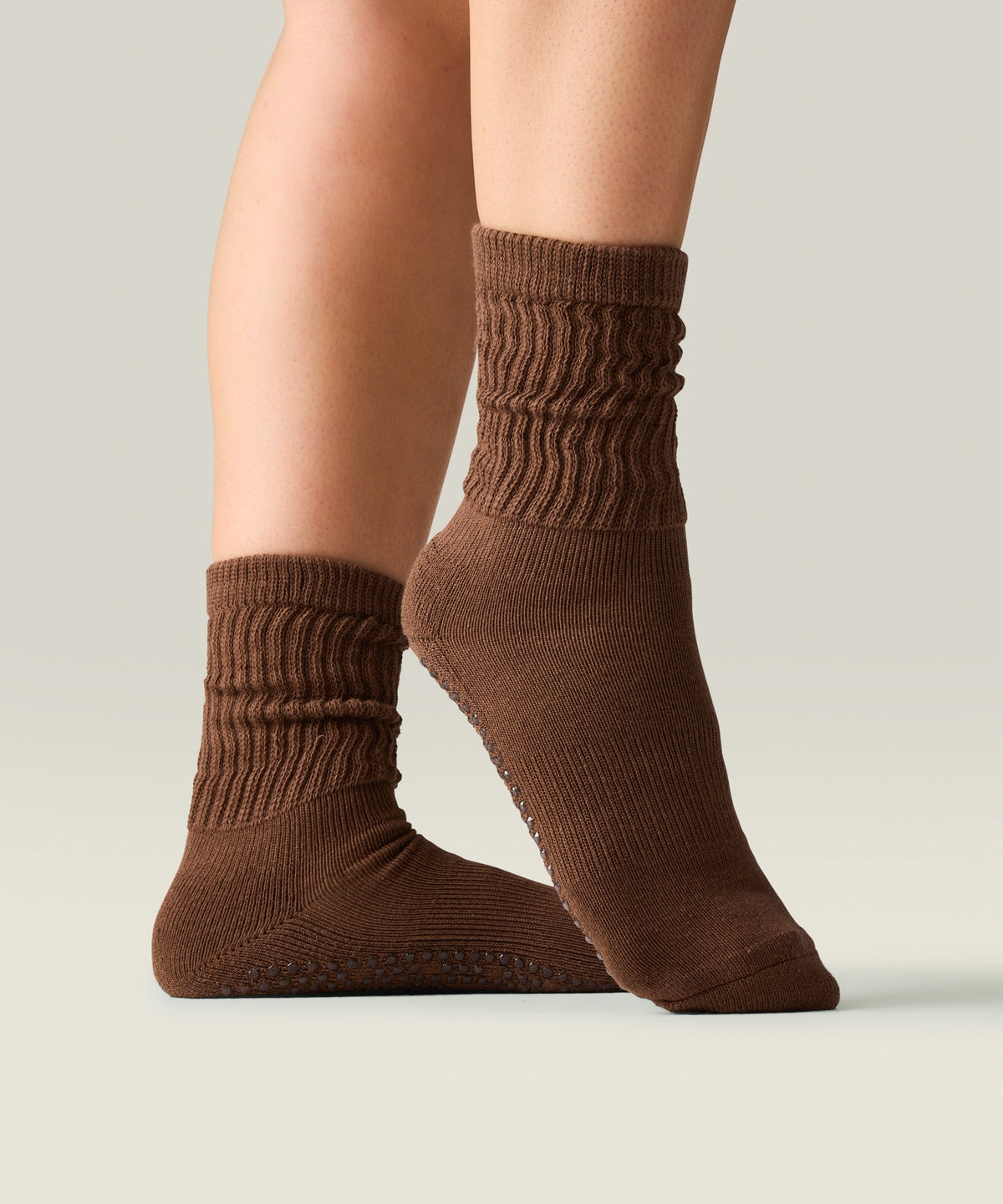 Scrunch Grip Socks - Chocolate