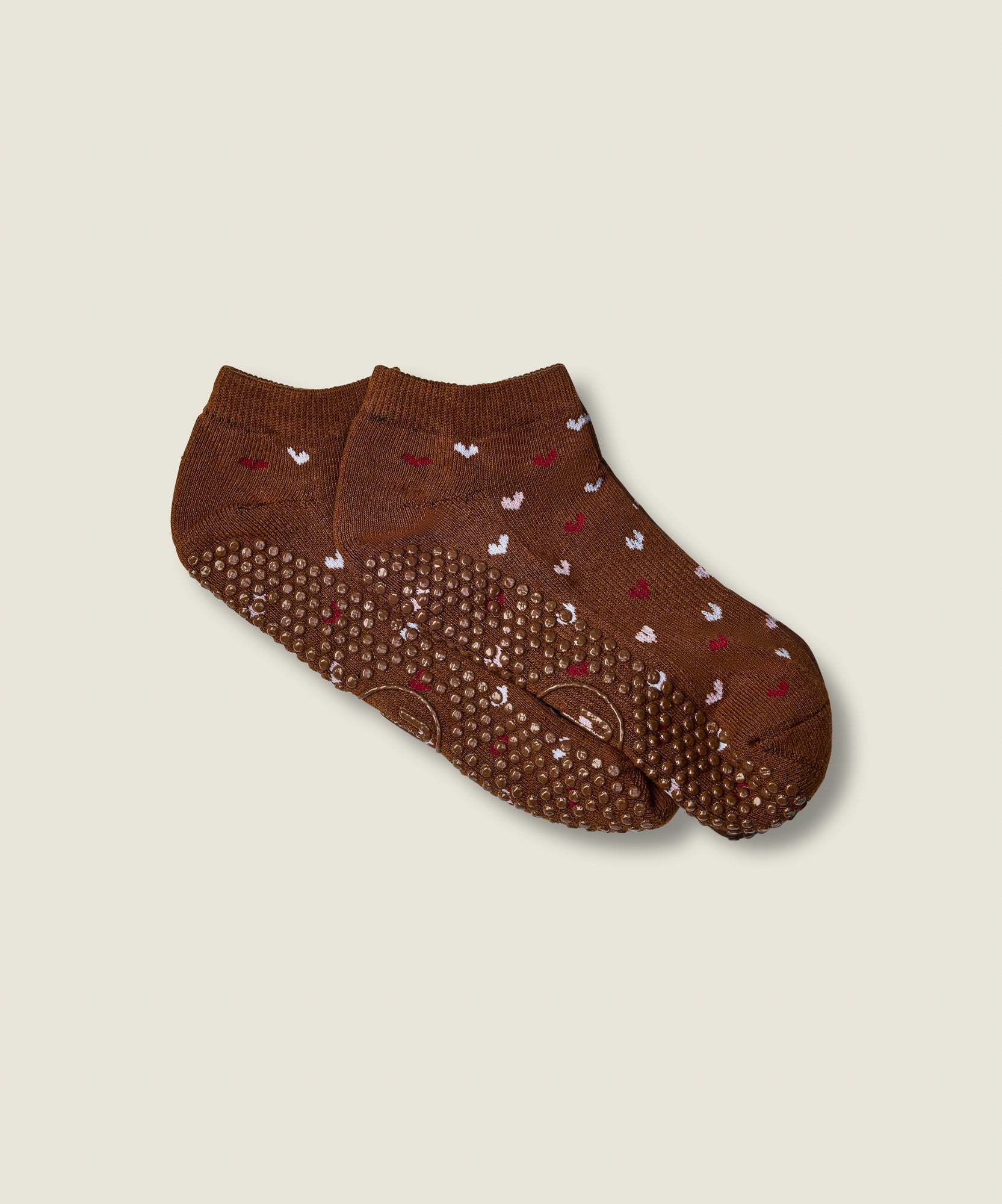 Low Rise Grip Socks - Hearts Aflutter Brown
