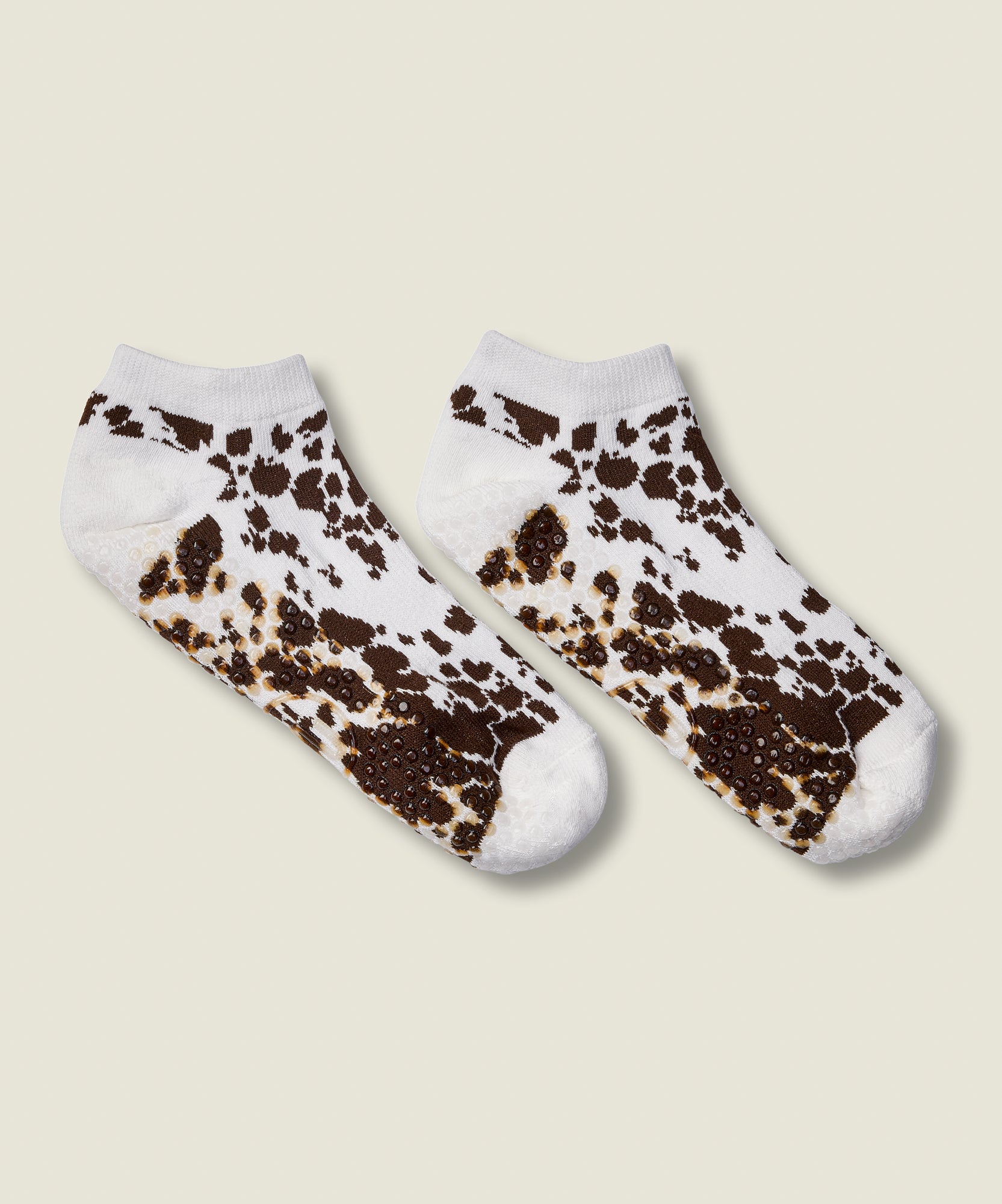 Low Rise Grip Socks - Dolly Spots
