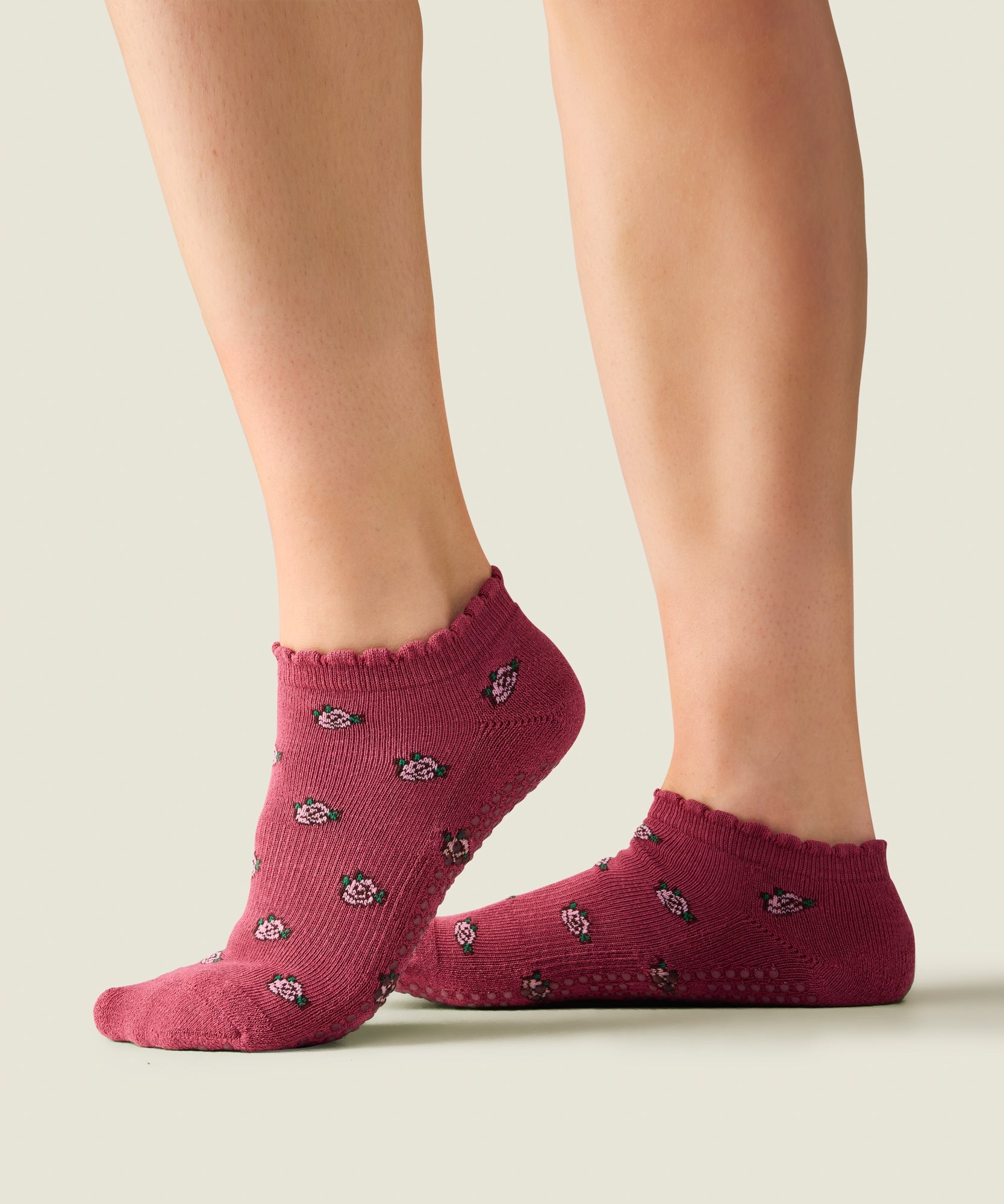 Low Rise Grip Socks - Wild Rose Berry