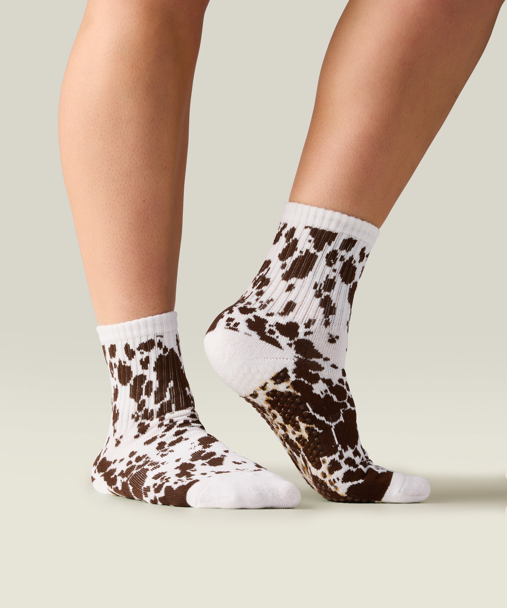 Crew Non Slip Grip Socks - Dolly Spots