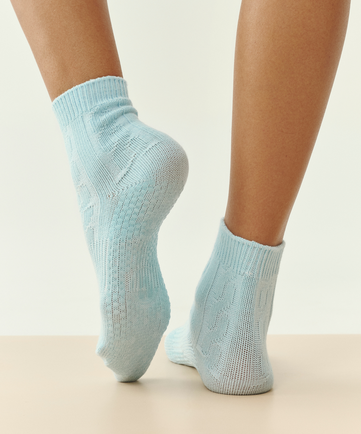 Crew Grip Socks - Cable-Knit Ice