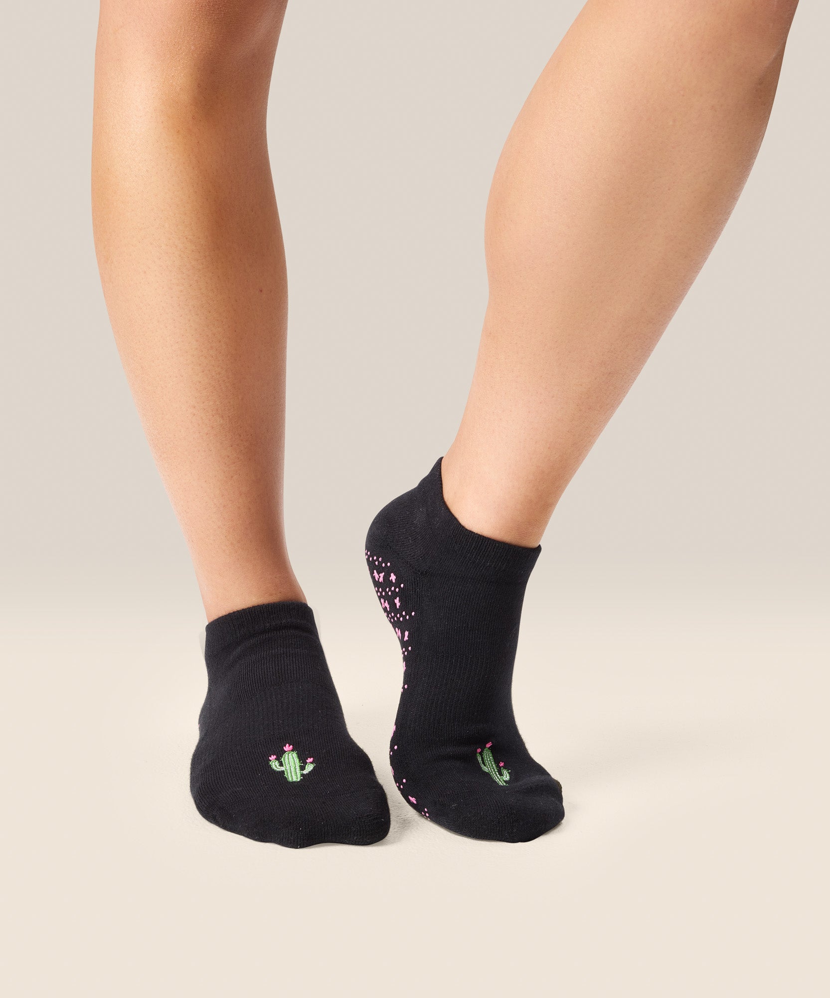 Low Rise Grip Socks - Señorita Spike