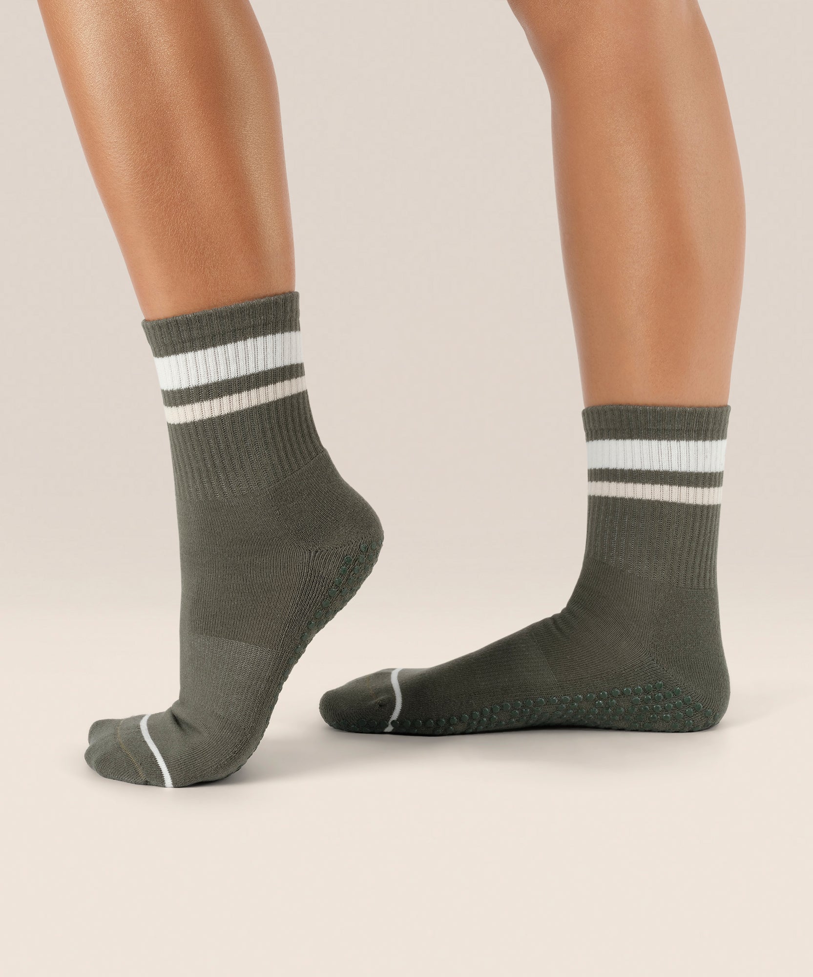 Crew Non Slip Grip Socks - Varsity Stripe Khaki