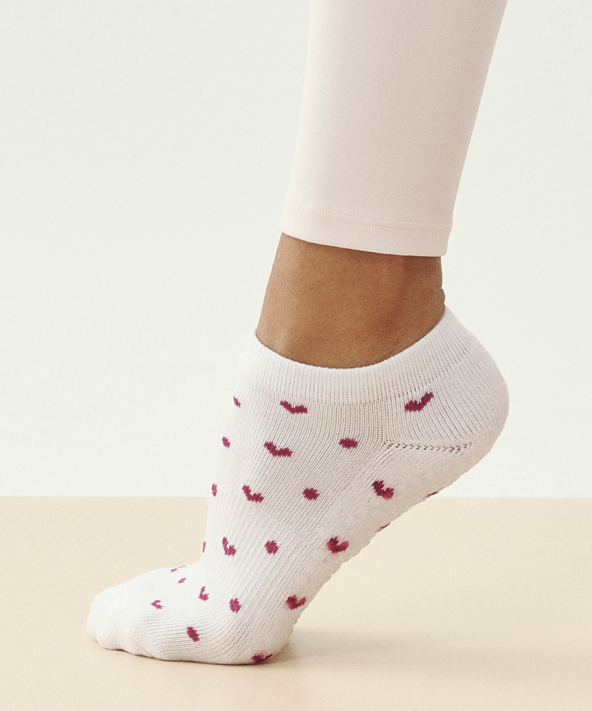 Low Rise Grip Socks - Speckled White