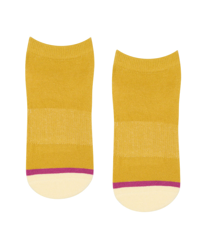 Classic Low Rise Grip Socks - Amber Artistry