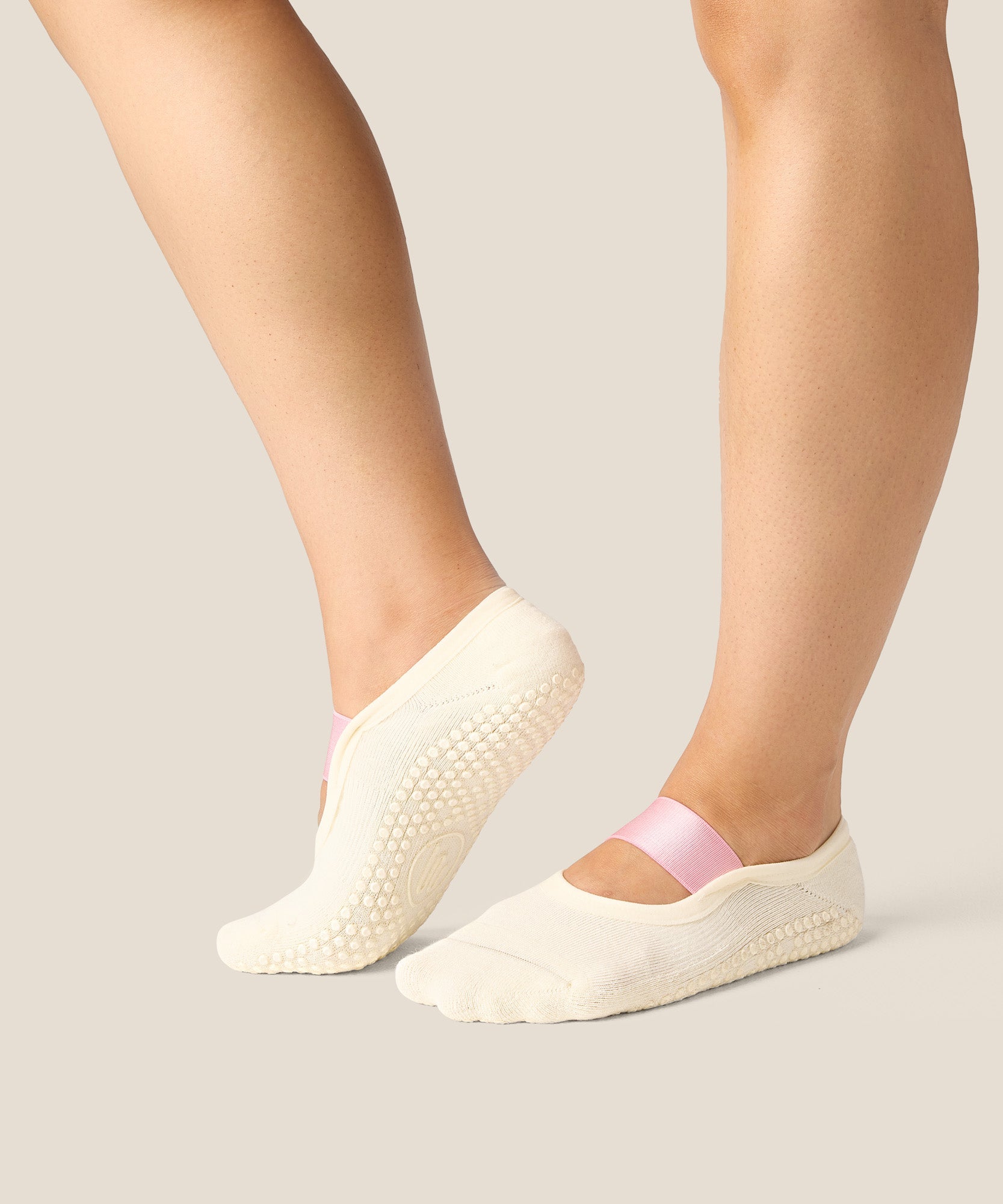 Ballet Grip Socks - Satin Sandy